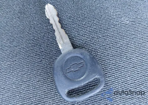 2004 Chevrolet Silverado 1500 from USA, damaged, VIN 2GCEK19T841352899